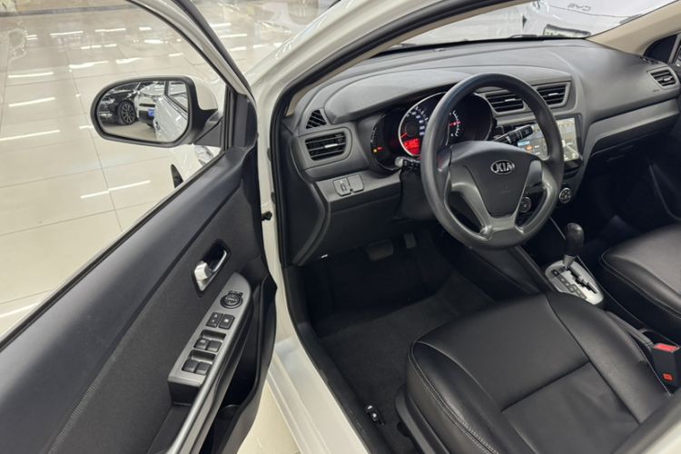 Used Kia K2 2015 Sedan 1.4L Automatic GLS Interior 3