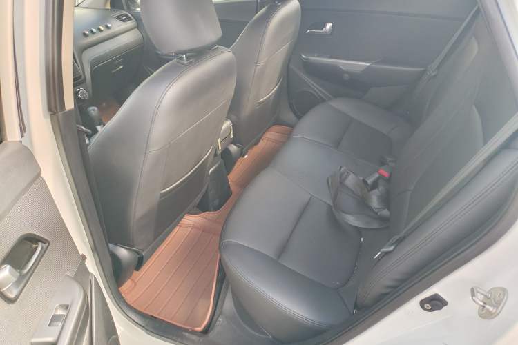 Used Kia K2 2015 Sedan 1.4L Automatic GLS Interior 3