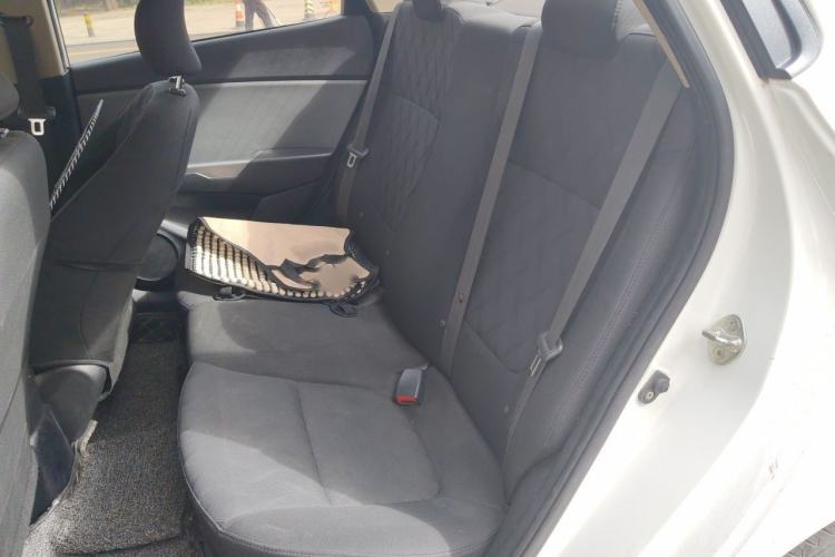 Used Kia K2 2015 Sedan 1.4L Automatic GLS Interior 4