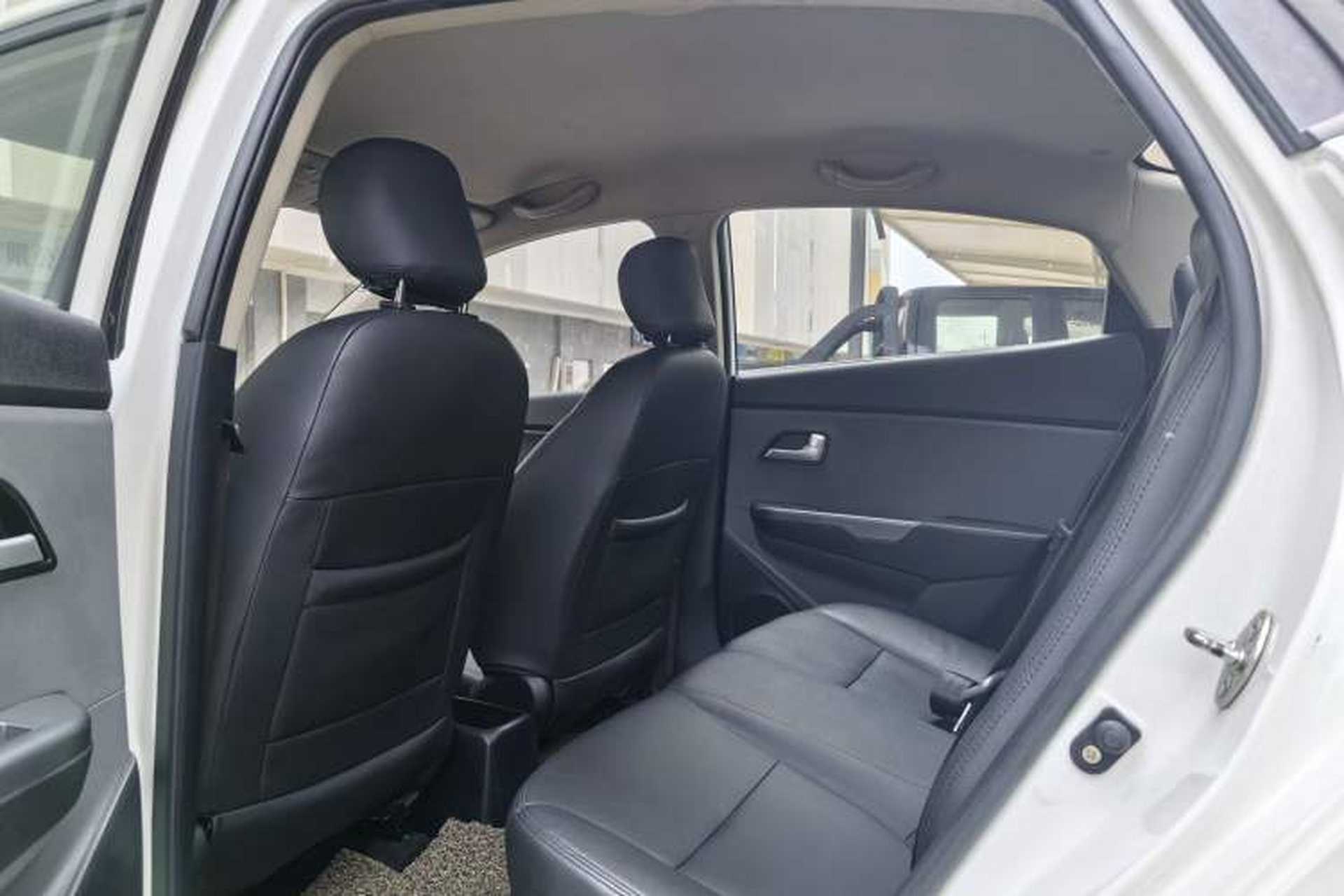 Used Kia K2 2015 Sedan 1.4L Automatic GLS Interior 7