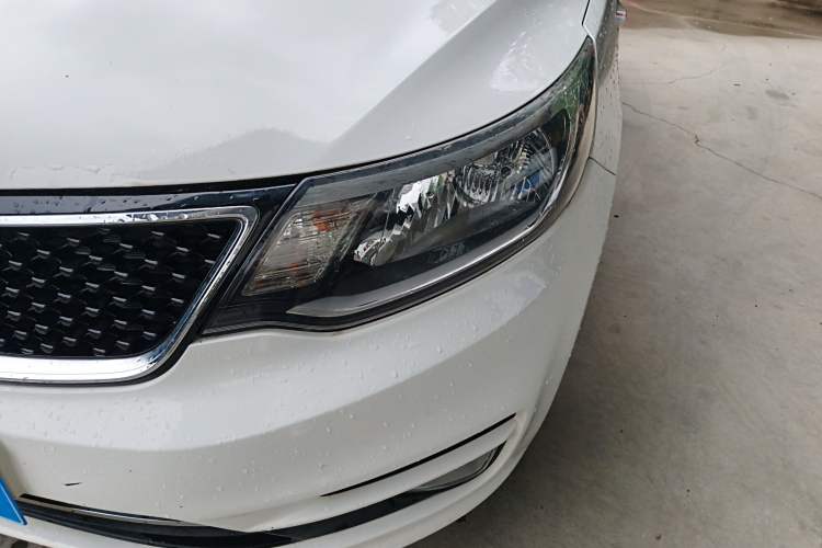 Used Kia K2 2015 Sedan 1.4L MT GLS Left Front Headlight