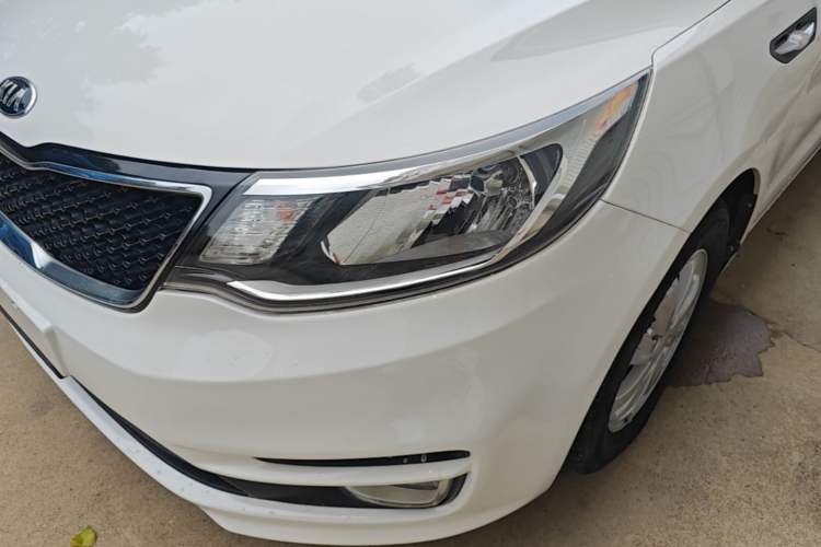 Used Kia K2 2015 Sedan 1.4L MT GLS Left Front Headlight