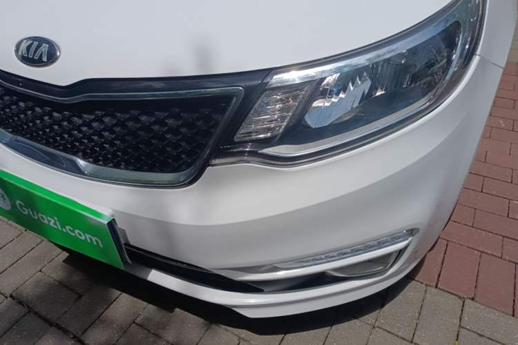 Used Kia K2 2015 Sedan 1.4L Automatic GLS Left Front Headlight