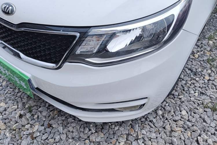 Used Kia K2 2015 Sedan 1.4L MT GLS Left Front Headlight