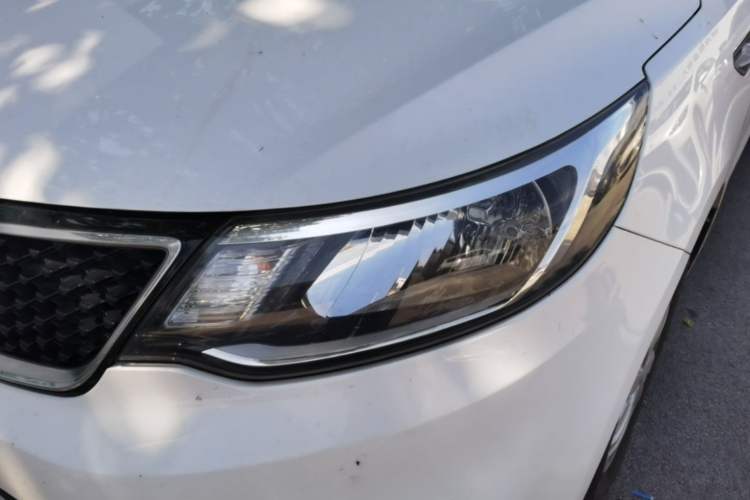 Used Kia K2 2015 Sedan 1.4L MT GLS Left Front Headlight