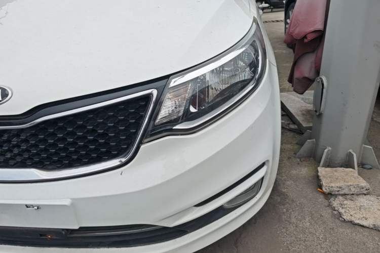 Used Kia K2 2015 Sedan 1.4L MT GLS Left Front Headlight