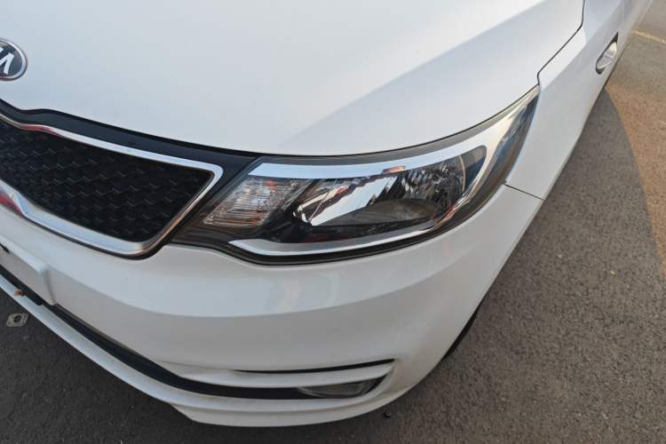 Used Kia K2 2015 Sedan 1.4L MT GLS Left Front Headlight