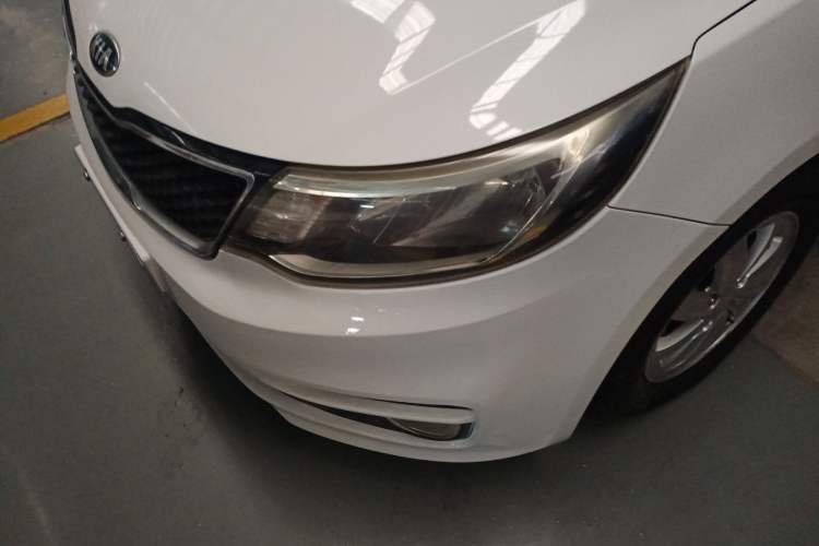 Used Kia K2 2015 Sedan 1.4L Automatic GLS Left Front Headlight