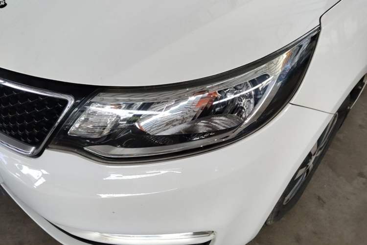 Used Kia K2 2015 Hatchback 1.4L AT GLS Cool Edition Left Front Headlight