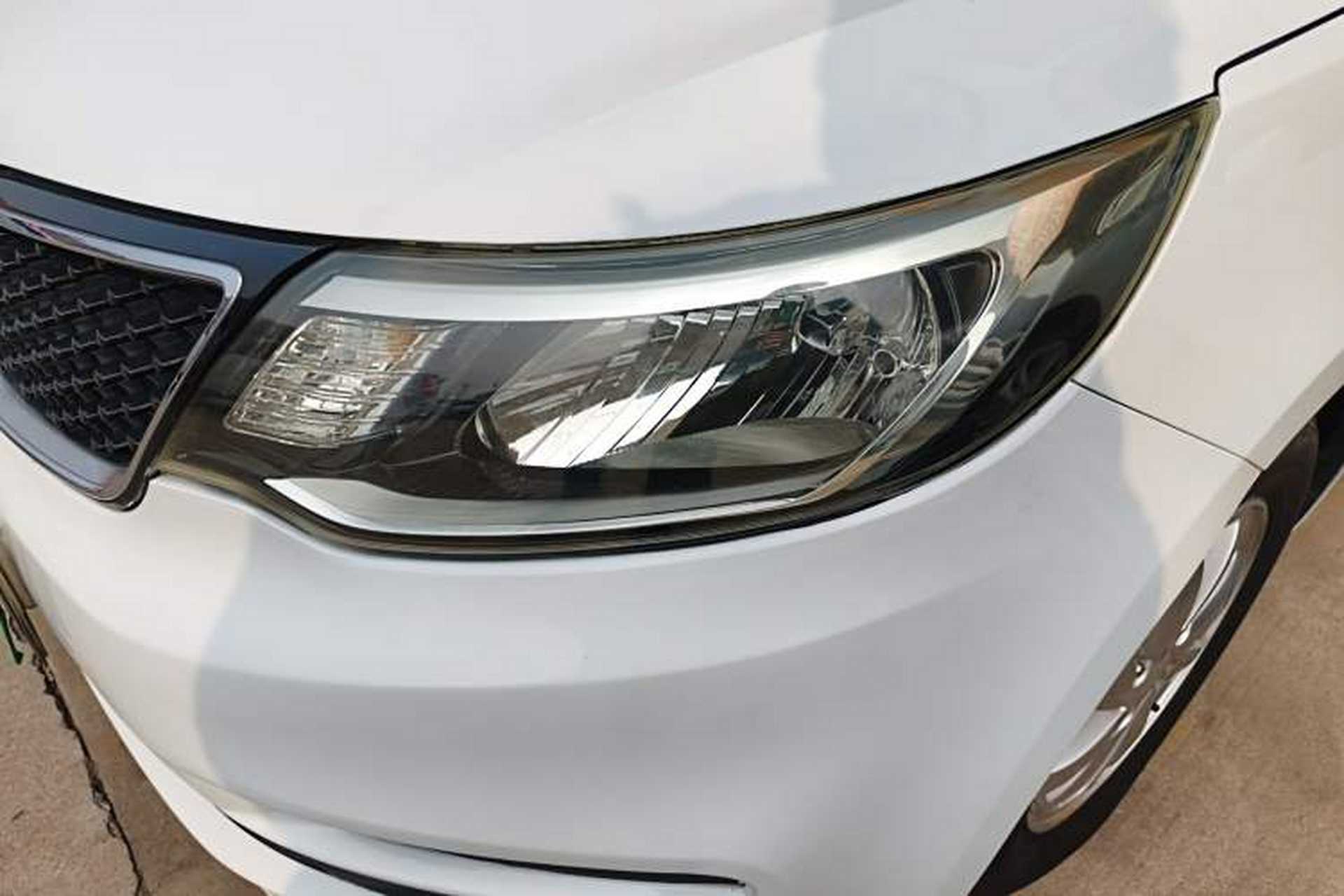 Used Kia K2 2015 Sedan 1.4L Automatic GLS Left Front Headlight