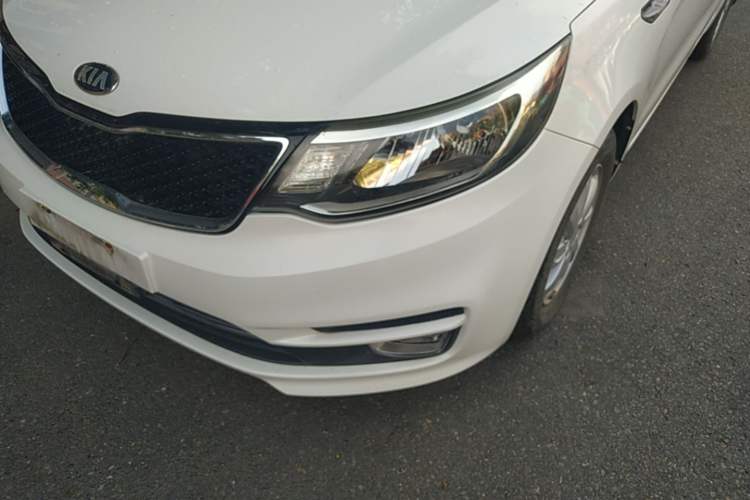 Used Kia K2 2015 Sedan 1.4L MT GLS Left Front Headlight
