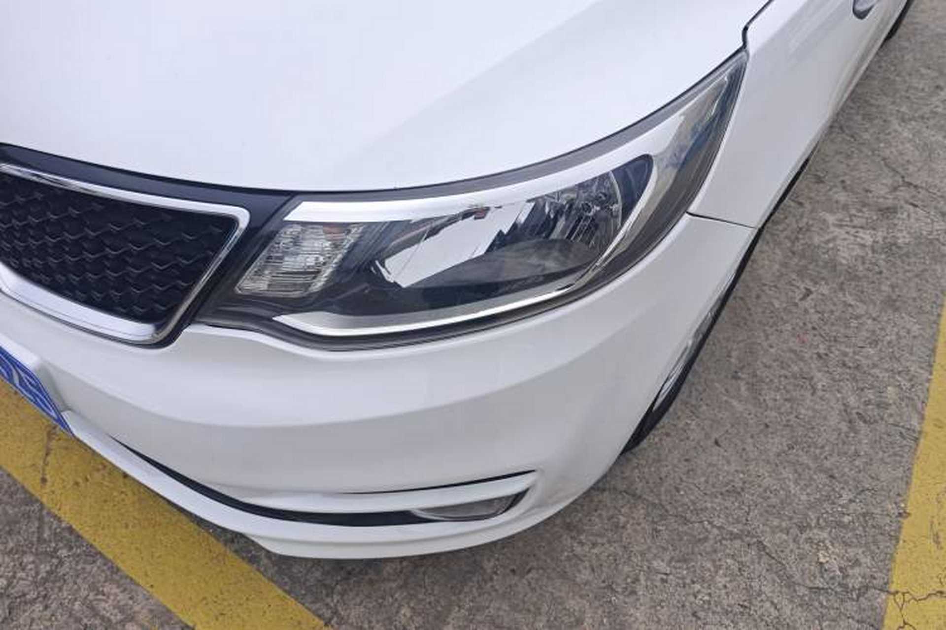 Used Kia K2 2015 Sedan 1.4L Automatic GLS Left Front Headlight