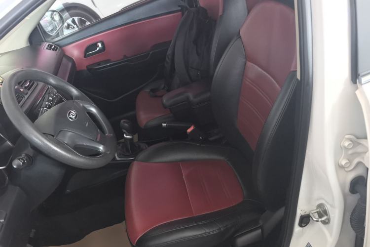 Used Kia K2 2015 Hatchback 1.4L MT GLS Cool Edition Left Front Seat