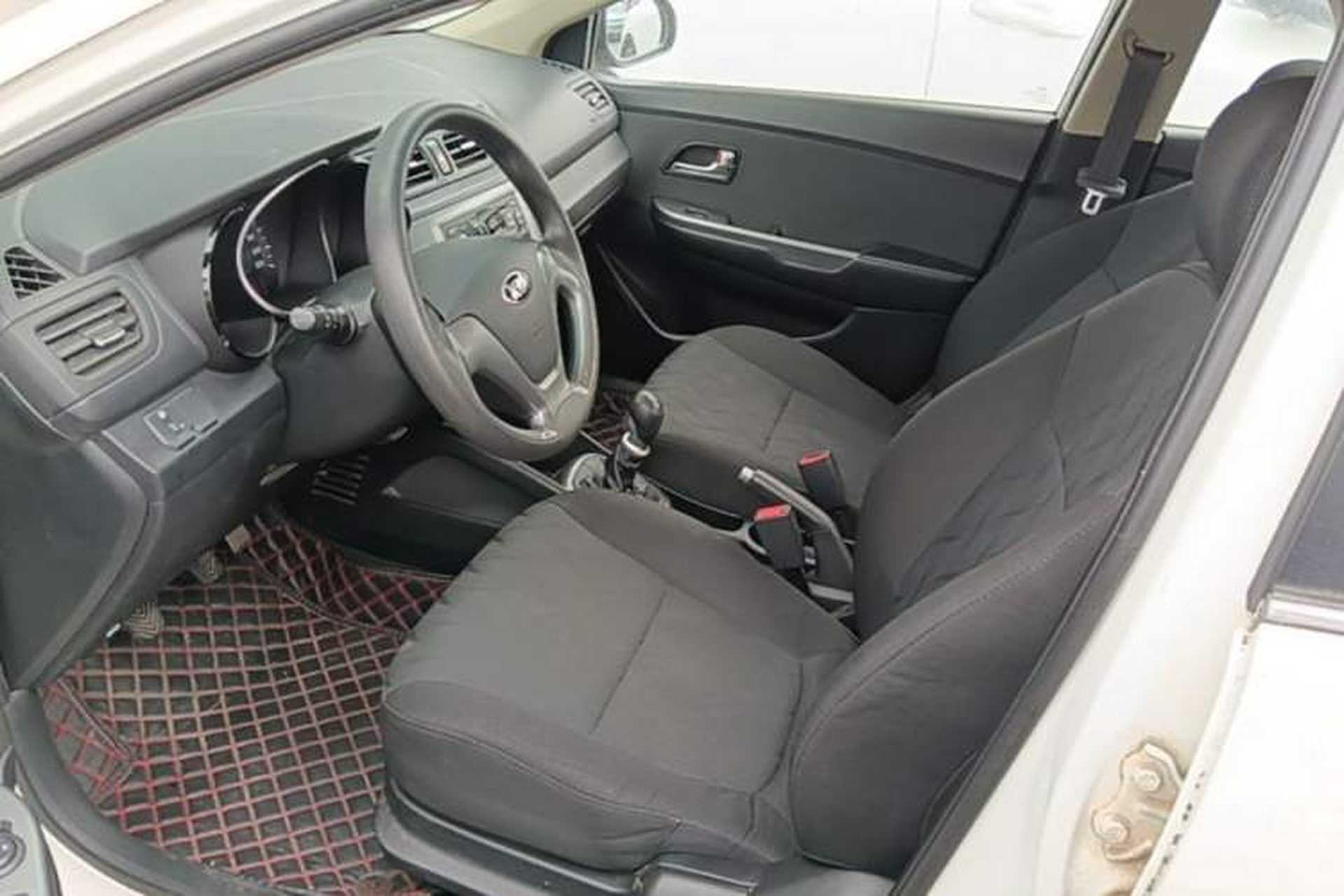 Used Kia K2 2015 Sedan 1.4L MT GLS Left Front Seat
