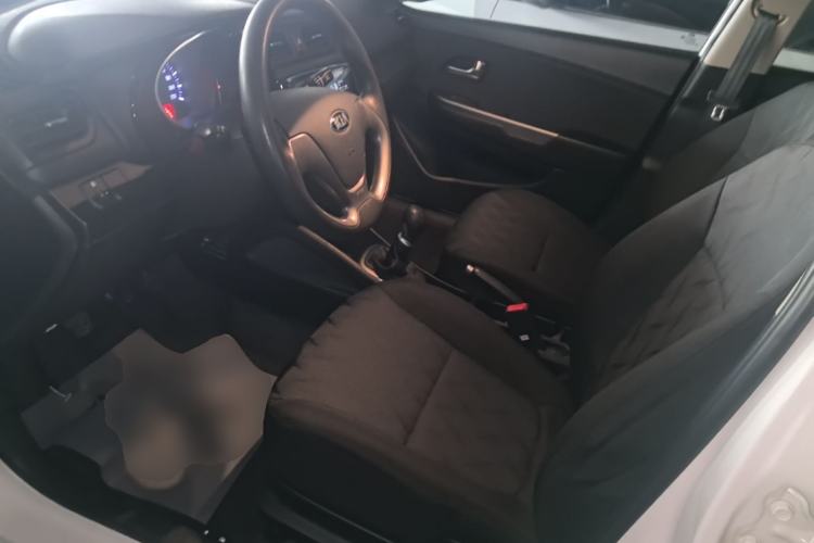 Used Kia K2 2015 Sedan 1.4L MT GLS Left Front Seat