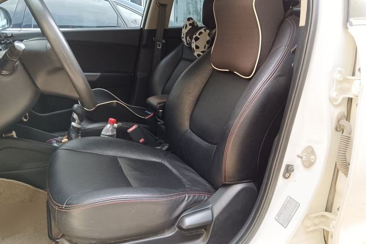 Used Kia K2 2015 Sedan 1.4L MT GLS Left Front Seat