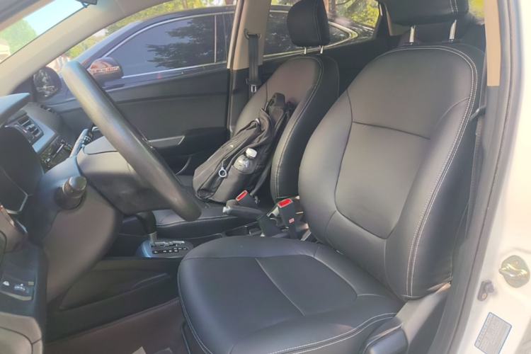 Used Kia K2 2015 Sedan 1.4L Automatic GLS Left Front Seat