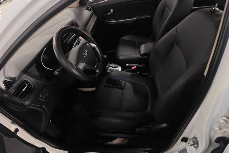 Used Kia K2 2015 Sedan 1.4L Automatic GLS Left Front Seat