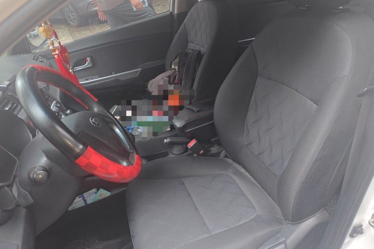 Used Kia K2 2015 Sedan 1.4L MT GLS Left Front Seat