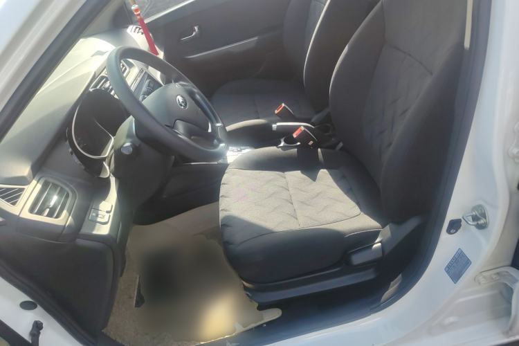 Used Kia K2 2015 Sedan 1.4L Automatic GLS Left Front Seat