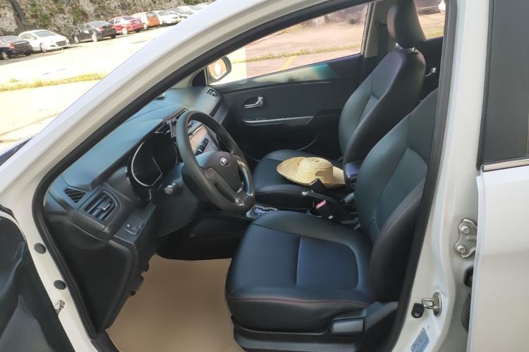 Used Kia K2 2015 Sedan 1.4L Automatic GLS Left Front Seat