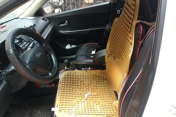 Used Kia K2 2015 Sedan 1.4L MT GLS Left Front Seat