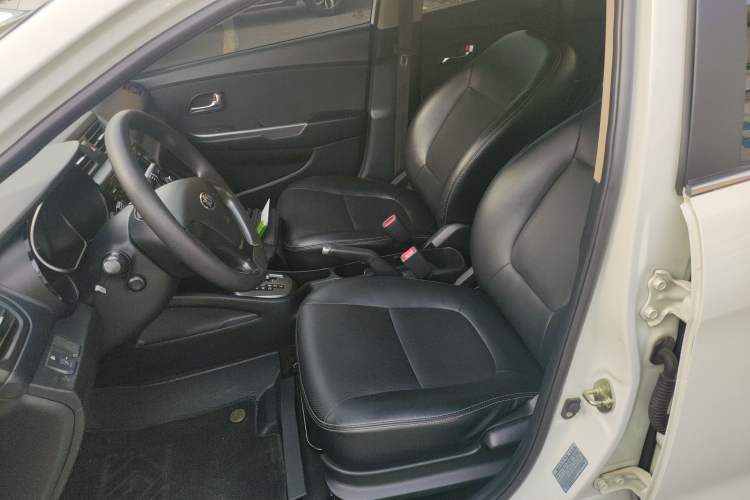 Used Kia K2 2015 Sedan 1.4L Automatic GLS Left Front Seat