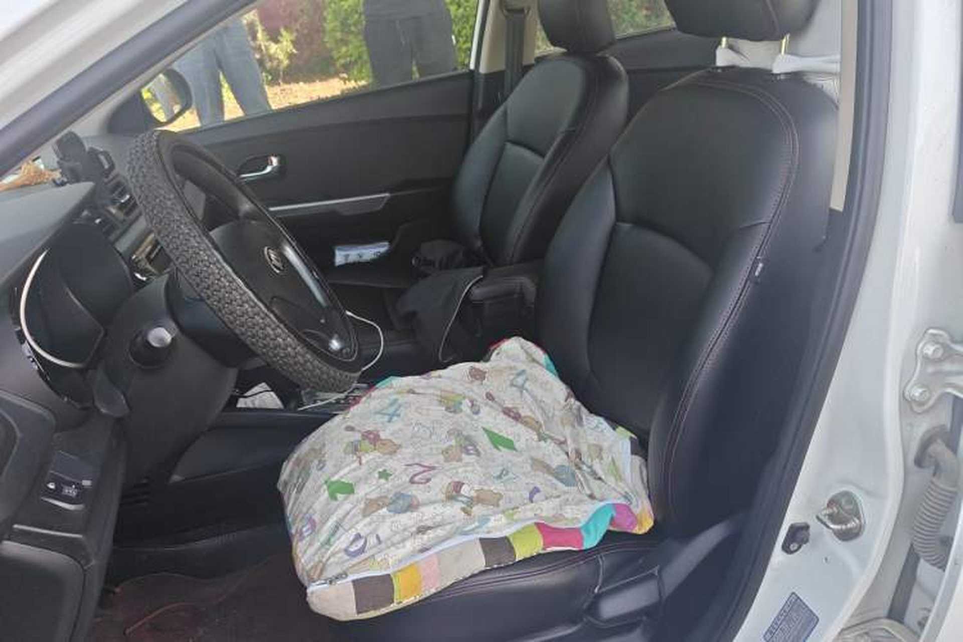 Used Kia K2 2015 Sedan 1.4L Automatic GLS Left Front Seat
