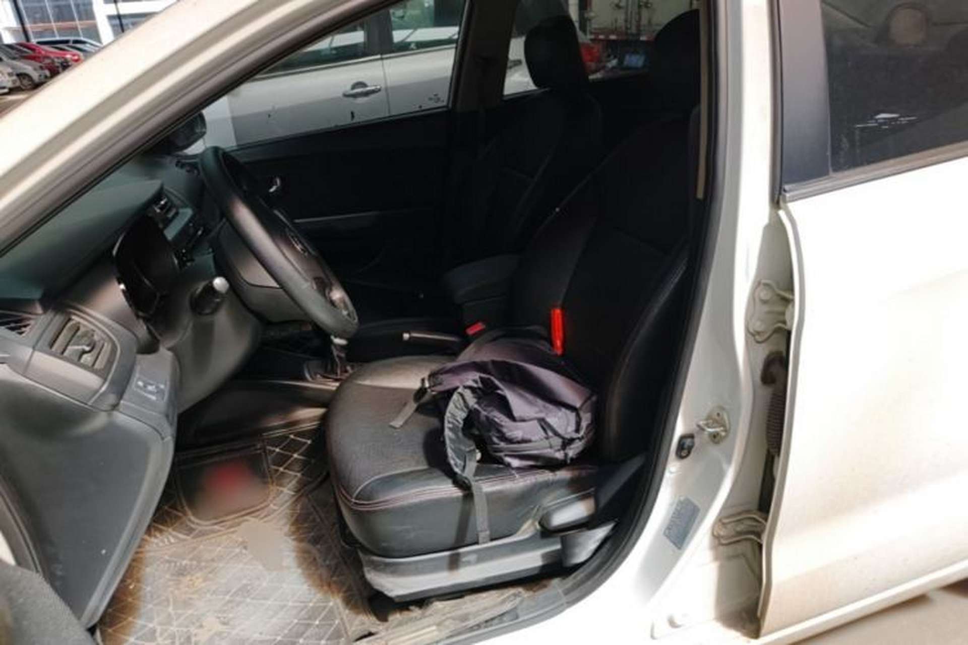 Used Kia K2 2015 Sedan 1.4L MT GLS Left Front Seat