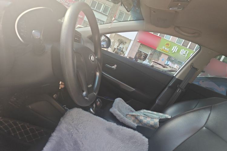 Used Kia K2 2015 Sedan 1.4L MT GLS Left Front Seat