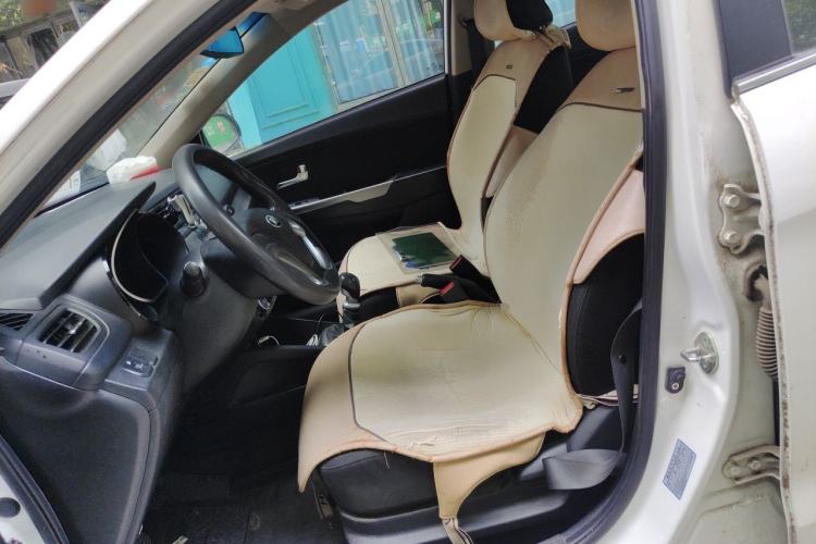 Used Kia K2 2015 Sedan 1.4L MT GLS Left Front Seat