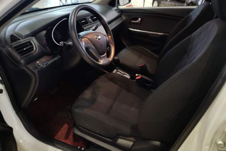Used Kia K2 2015 Sedan 1.4L Automatic GLS Left Front Seat