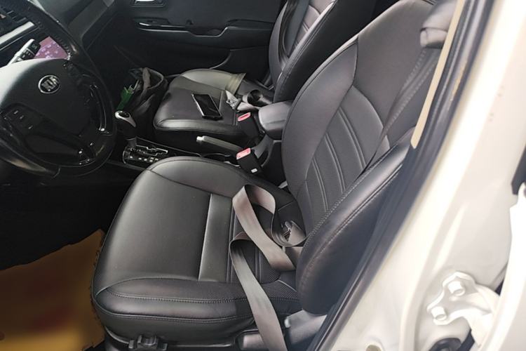 Used Kia K2 2015 Sedan 1.6L Automatic Transmission Premium Left Front Seat