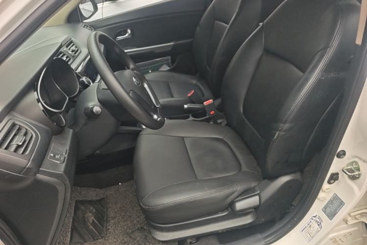 Used Kia K2 2015 Sedan 1.4L Automatic GLS Left Front Seat