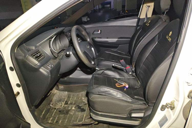 Used Kia K2 2015 Sedan 1.4L Automatic GLS Left Front Seat
