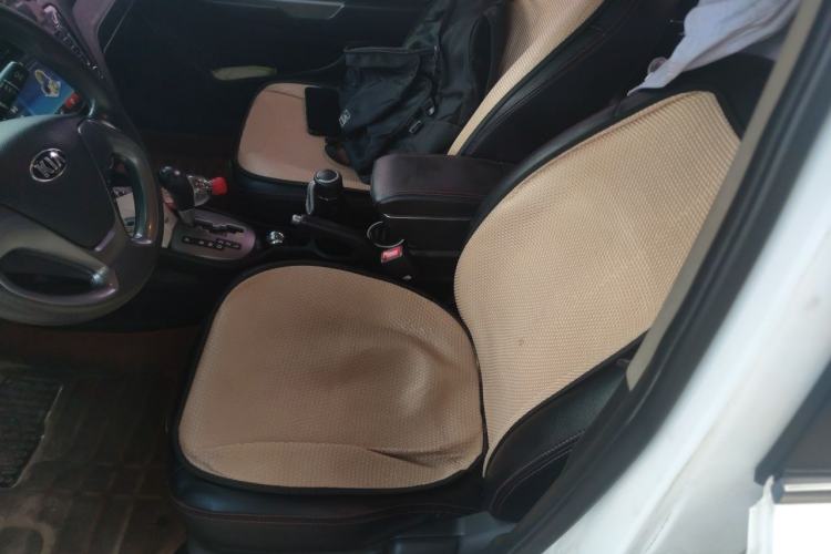 Used Kia K2 2015 Sedan 1.4L Automatic GLS Left Front Seat