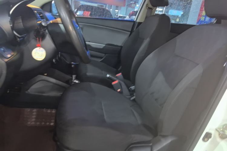 Used Kia K2 2015 Sedan 1.4L Automatic GLS Left Front Seat