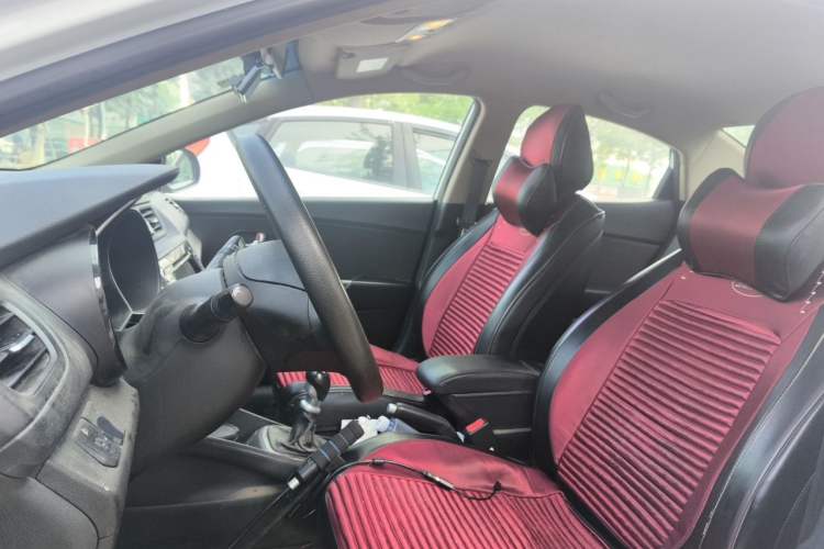 Used Kia K2 2015 Sedan 1.4L MT GLS Left Front Seat