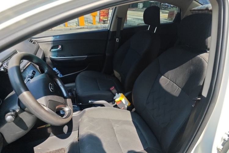 Used Kia K2 2015 Sedan 1.4L Automatic GLS Left Front Seat