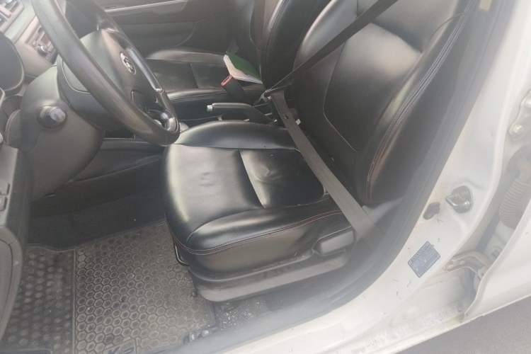 Used Kia K2 2015 Sedan 1.4L Automatic GLS Left Front Seat