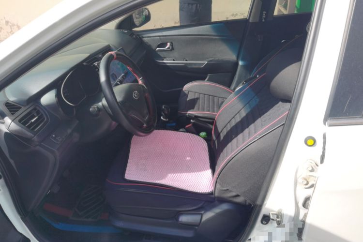 Used Kia K2 2015 Sedan 1.4L MT GLS Left Front Seat