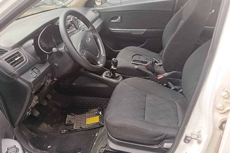 Used Kia K2 2015 Sedan 1.4L MT GLS Left Front Seat