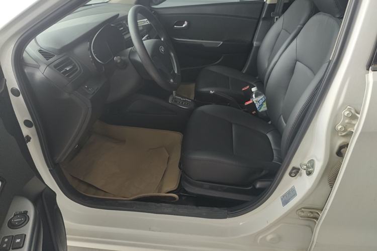 Used Kia K2 2015 Sedan 1.4L Automatic GLS Left Front Seat