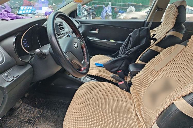 Used Kia K2 2015 Sedan 1.4L Automatic GLS Left Front Seat