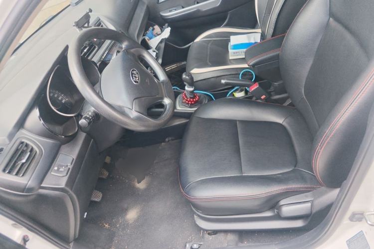 Used Kia K2 2015 Sedan 1.4L MT GLS Left Front Seat