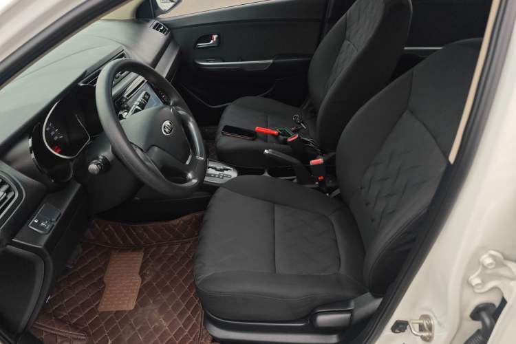Used Kia K2 2015 Sedan 1.4L Automatic GLS Left Front Seat