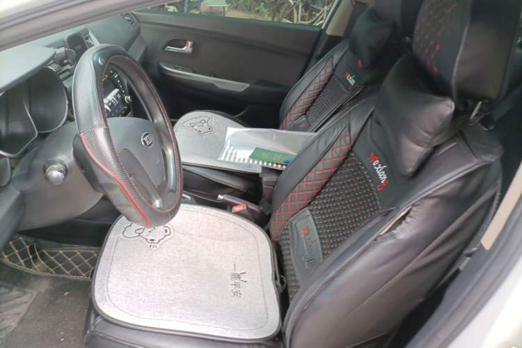 Used Kia K2 2015 Sedan 1.4L Automatic GLS Left Front Seat