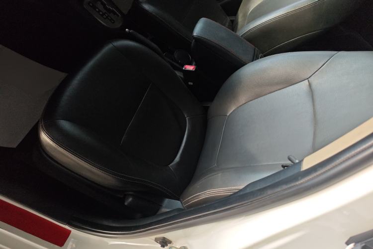 Used Kia K2 2015 Sedan 1.4L Automatic GLS Left Front Seat