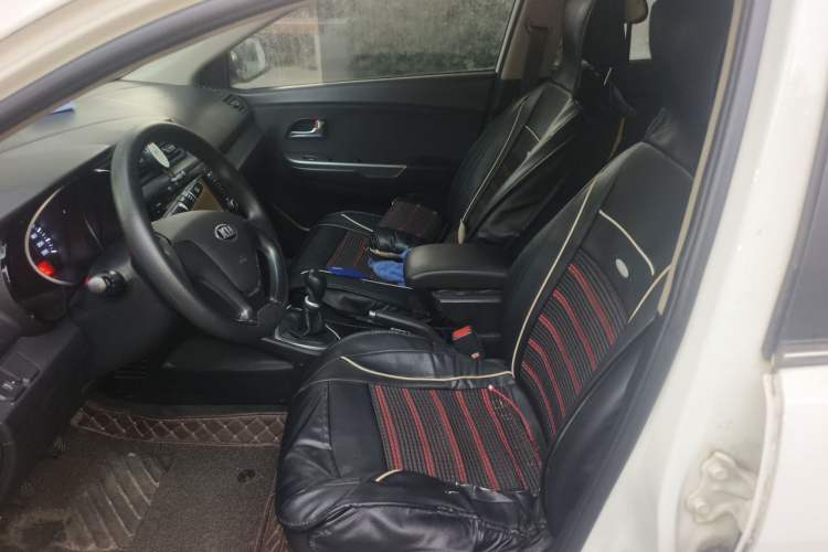 Used Kia K2 2015 Sedan 1.4L MT GLS Left Front Seat