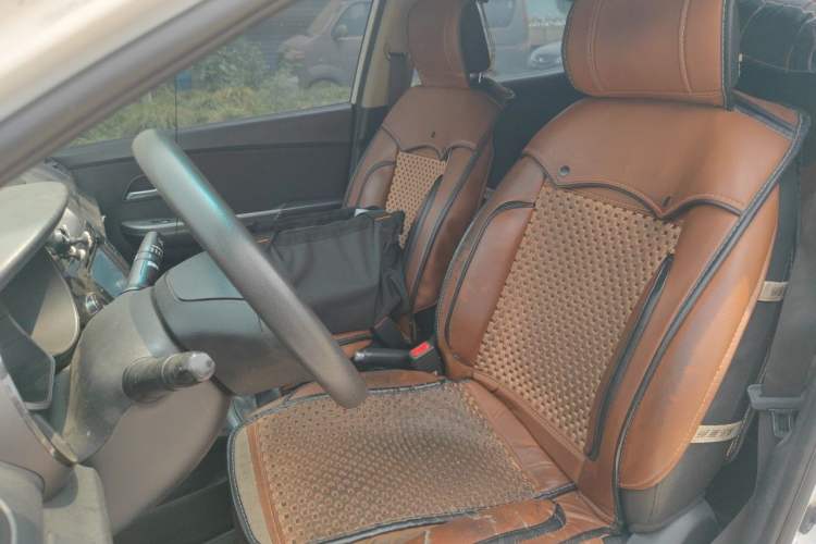 Used Kia K2 2015 Sedan 1.4L MT GLS Left Front Seat